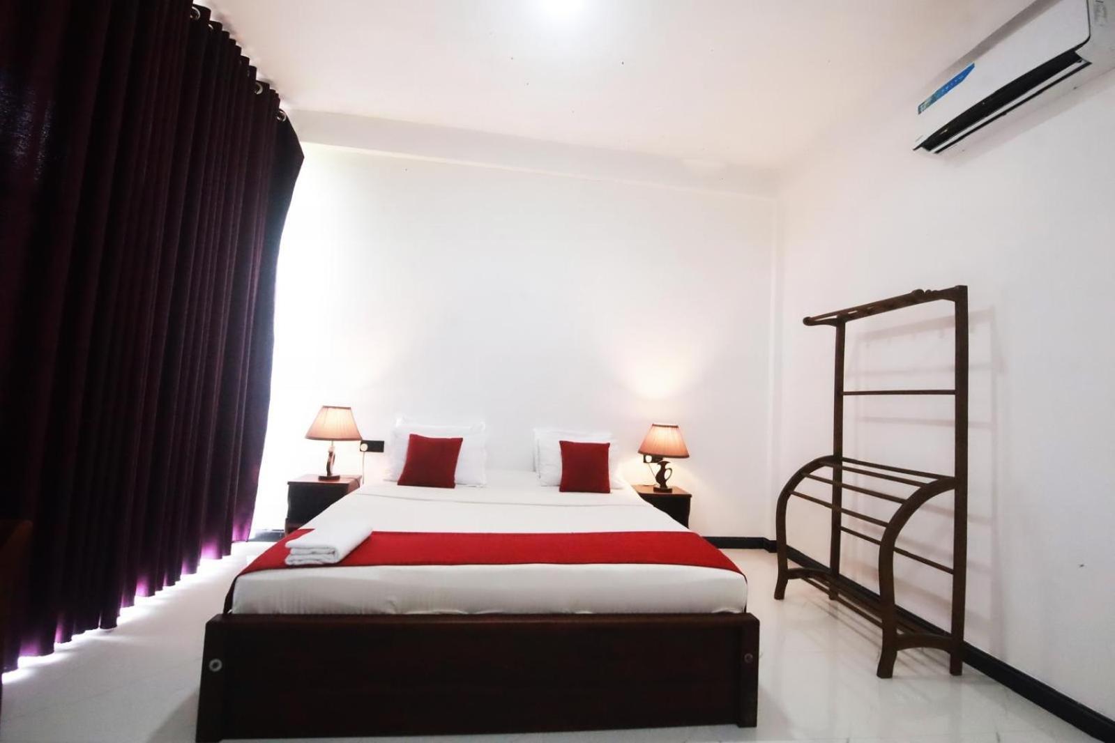 Hotel Ciel Star Anuradhapura Zewnętrze zdjęcie