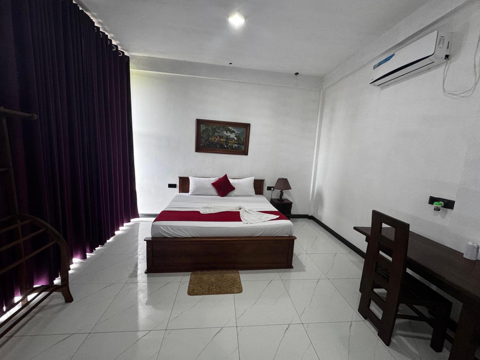 Hotel Ciel Star Anuradhapura Zewnętrze zdjęcie